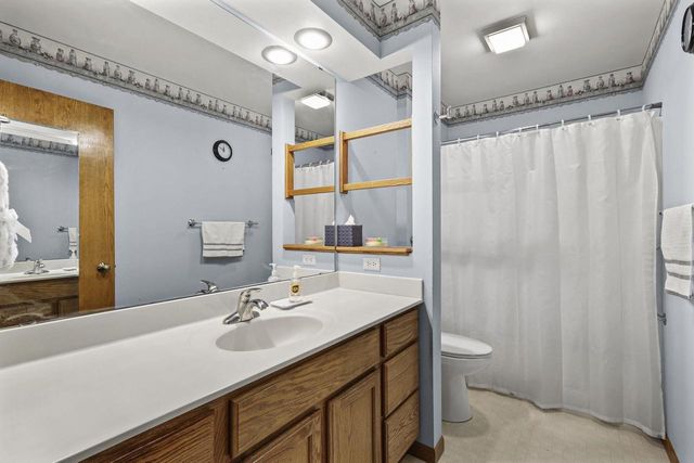 230 White Tail Drive, Sun Prairie, WI 53590