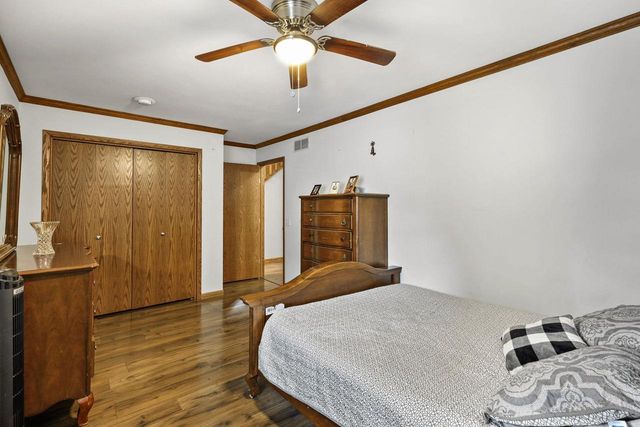 230 White Tail Drive, Sun Prairie, WI 53590
