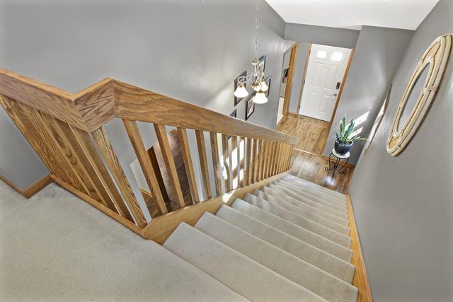 230 White Tail Drive, Sun Prairie, WI 53590