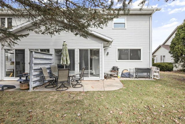230 White Tail Drive, Sun Prairie, WI 53590