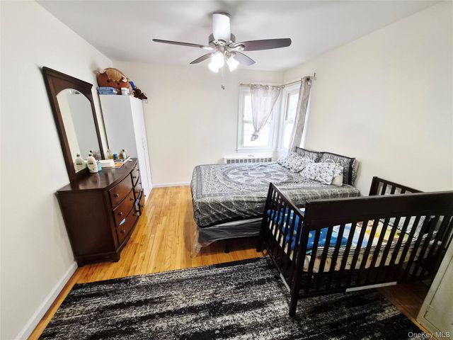 225 E Mineola Avenue, Valley Stream, NY 11580