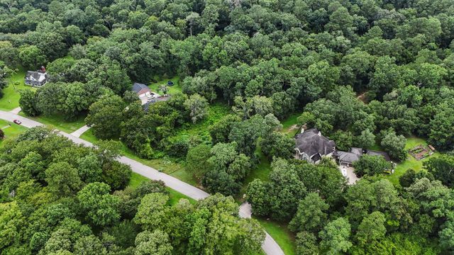 20719 New Kentucky Village Road, Hockley, TX 77447