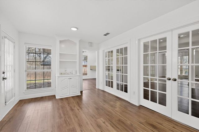 1405 Briar Drive, Bedford, TX 76022