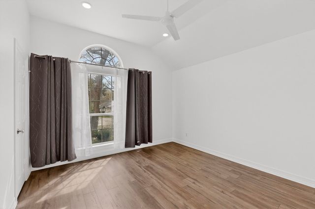 1405 Briar Drive, Bedford, TX 76022