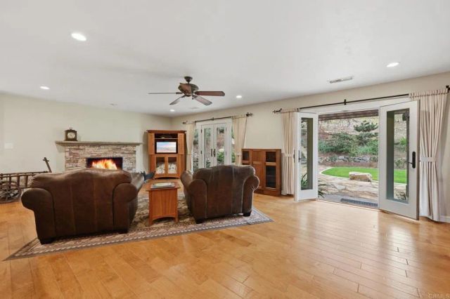 1454 La Plaza Drive, San Marcos, CA 92078