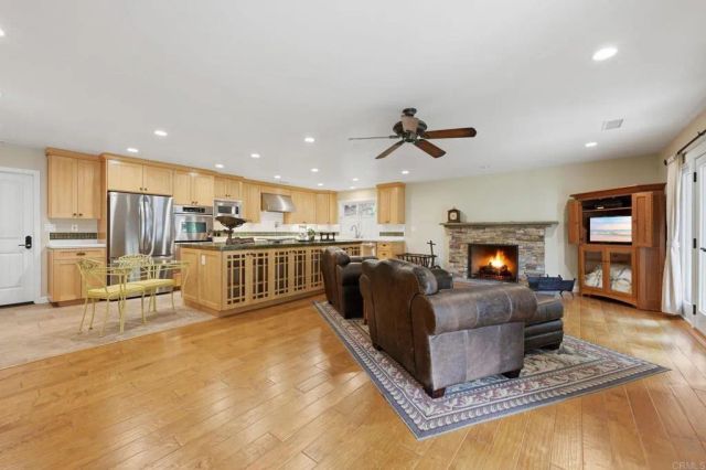 1454 La Plaza Drive, San Marcos, CA 92078