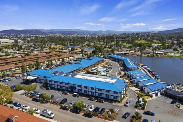 1454 La Plaza Drive, San Marcos, CA 92078