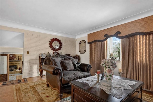3325 Hampshire Avenue, Flint, MI 48504