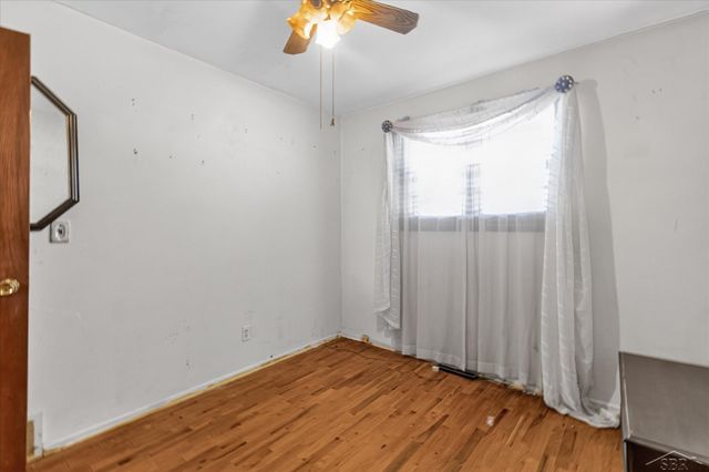 3325 Hampshire Avenue, Flint, MI 48504