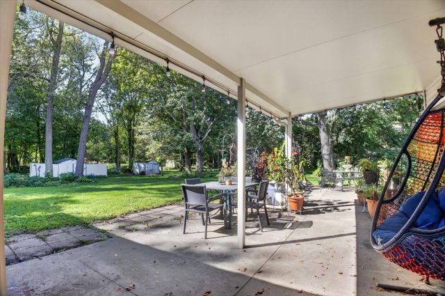 3325 Hampshire Avenue, Flint, MI 48504