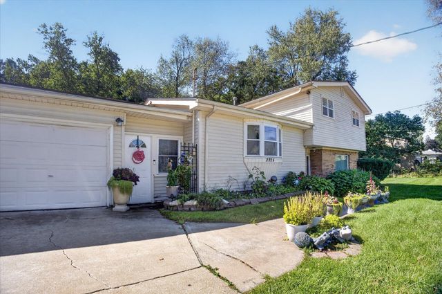 3325 Hampshire Avenue, Flint, MI 48504