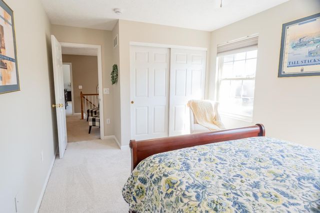 2956 Parkwalk Dr, Green Twp, OH 45239