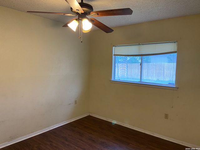 5807 OAK RUN ST, San Antonio, TX 78247