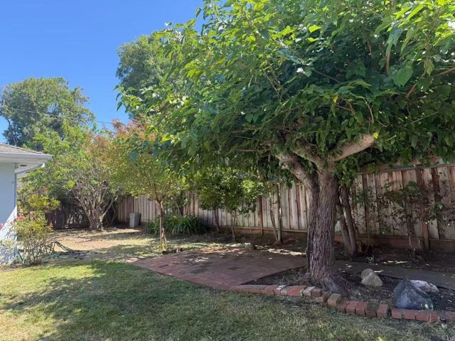 3160 Waverley Street, Palo Alto, CA 94306
