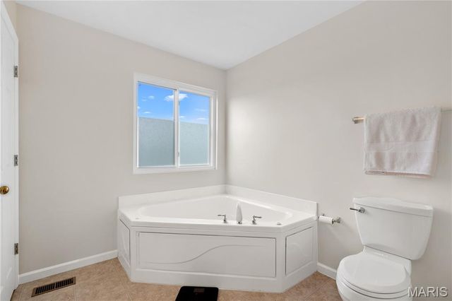 703 Timber Oaks Drive, Wentzville, MO 63385