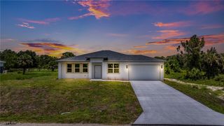 1909 Moore AVE, Lehigh Acres, FL 33972