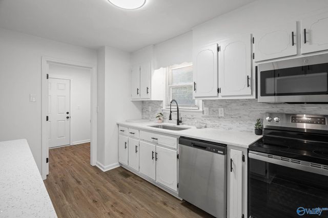 940 Blake Bottom Road, Huntsville, AL 35806