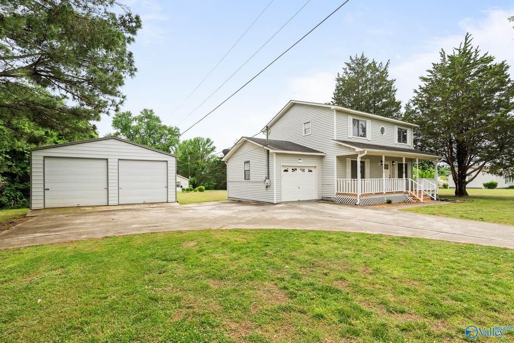 940 Blake Bottom Road, Huntsville, AL 35806