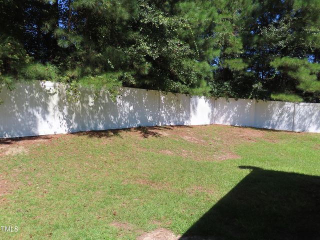 64 N Sussex Drive, Smithfield, NC 27577