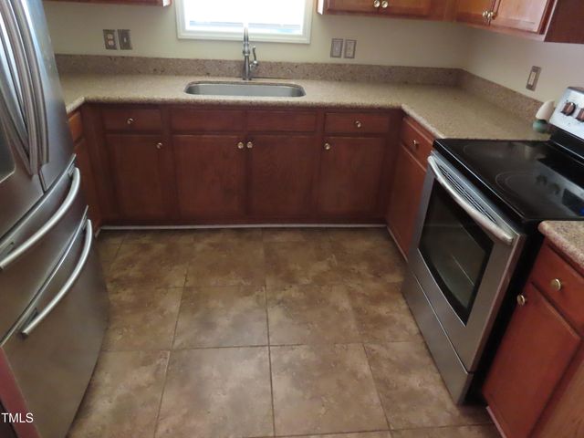 64 N Sussex Drive, Smithfield, NC 27577