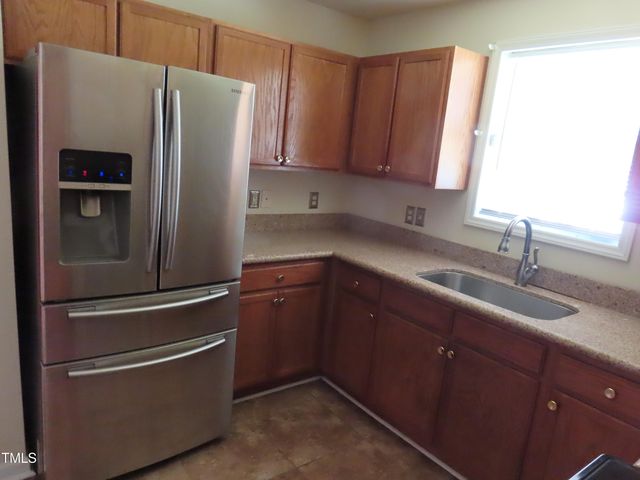 64 N Sussex Drive, Smithfield, NC 27577