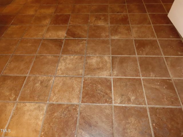 64 N Sussex Drive, Smithfield, NC 27577