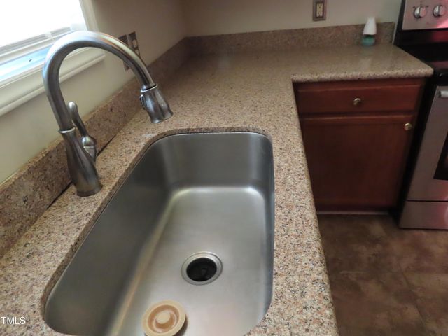 64 N Sussex Drive, Smithfield, NC 27577