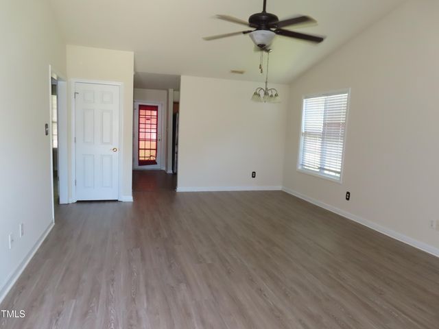 64 N Sussex Drive, Smithfield, NC 27577