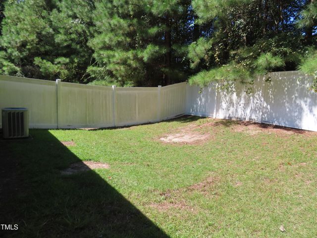 64 N Sussex Drive, Smithfield, NC 27577