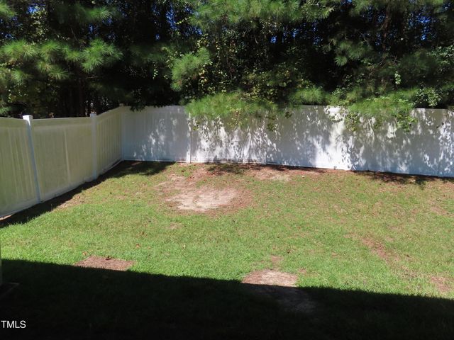 64 N Sussex Drive, Smithfield, NC 27577