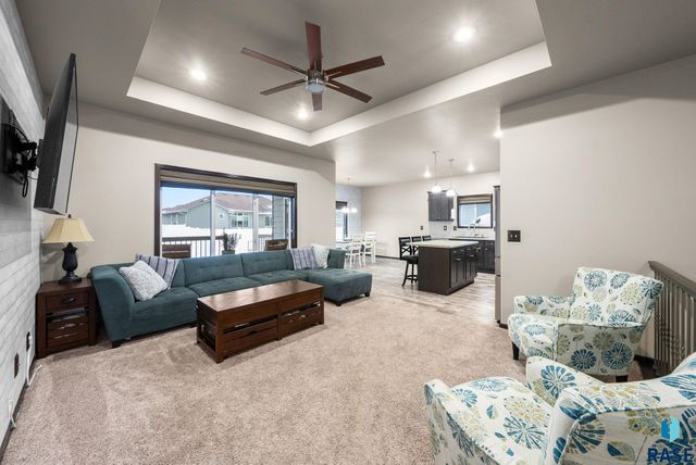 6341 S Badlands Ct Court, Sioux Falls, SD 57108