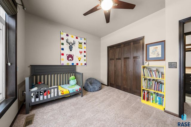 6341 S Badlands Ct Court, Sioux Falls, SD 57108