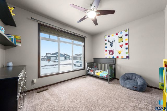 6341 S Badlands Ct Court, Sioux Falls, SD 57108