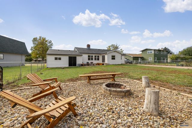 2734 EDEN LN, Rapid City, SD 57703