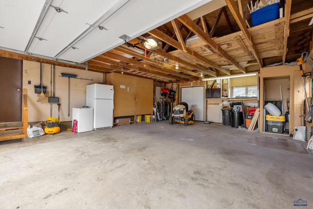 2734 EDEN LN, Rapid City, SD 57703