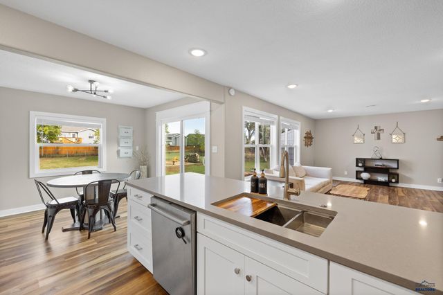 2734 EDEN LN, Rapid City, SD 57703