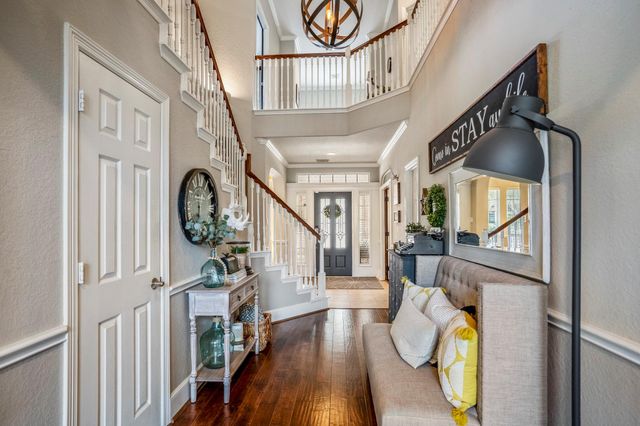 10203 Earlington Manor Drive, Spring, TX 77379