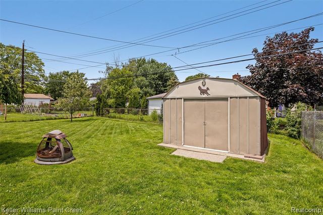 5153 Busch Avenue, Warren, MI 48091