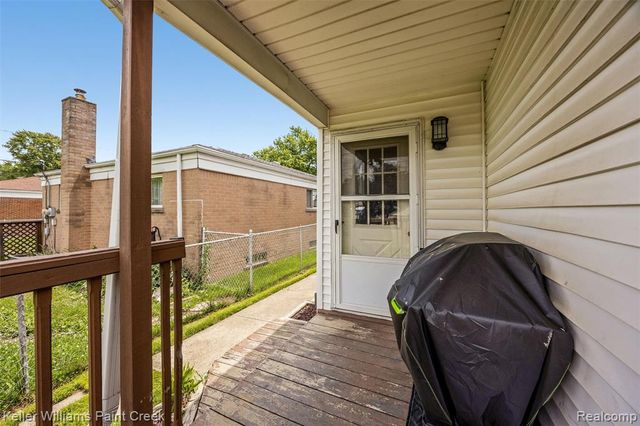5153 Busch Avenue, Warren, MI 48091