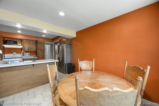 5153 Busch Avenue, Warren, MI 48091