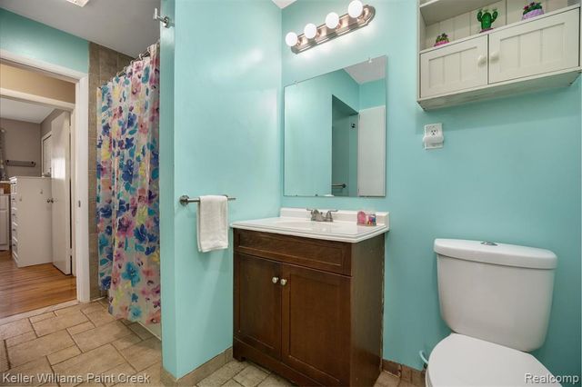 5153 Busch Avenue, Warren, MI 48091