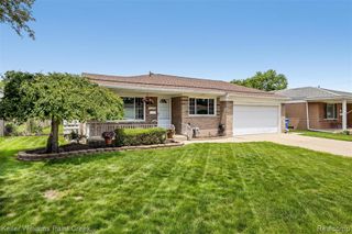 5153 Busch Avenue, Warren, MI 48091