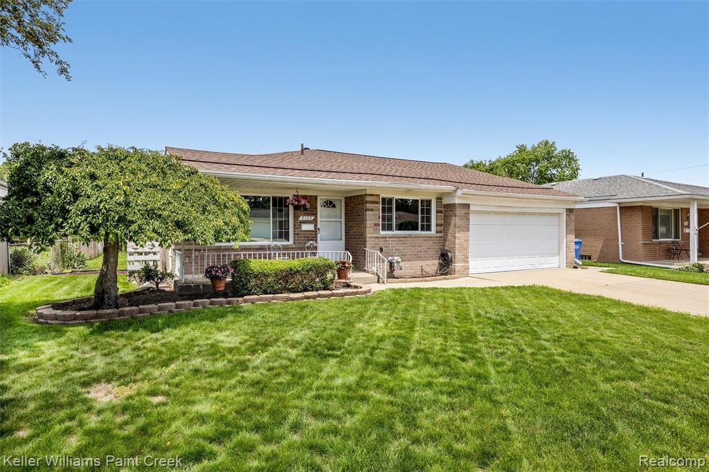 5153 Busch Avenue, Warren, MI 48091