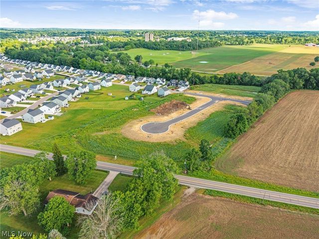 3450 Wicker Street NE, Uniontown, OH 44721