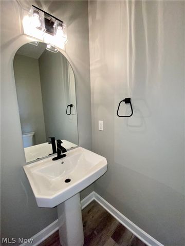 3450 Wicker Street NE, Uniontown, OH 44721