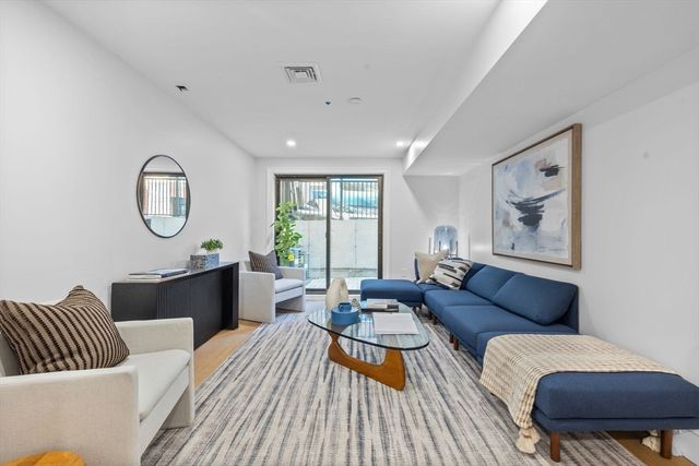 667 Tremont Street 1, Boston, MA 02118