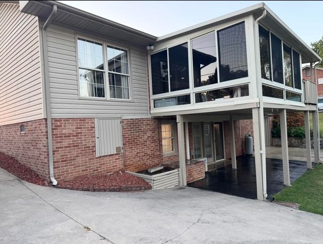 707 Hollis St, Kingsport, TN 37660