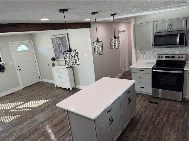 707 Hollis St, Kingsport, TN 37660