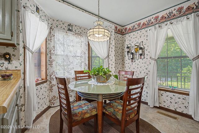 7695 Hummingbird Drive, Olive Branch, MS 38654