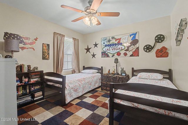 7695 Hummingbird Drive, Olive Branch, MS 38654